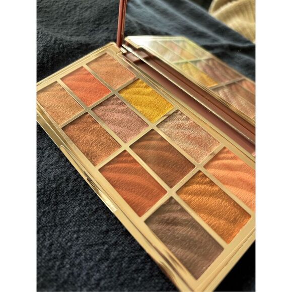 Brand New In Box Ciate London Women's The Velvet Palette Eyeshadow 12 Pcs - Picture 2 of 9